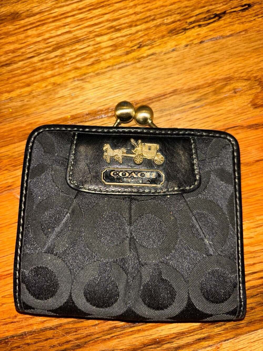 Coach Signature C Kisslock Bifold Wallet Black Pink